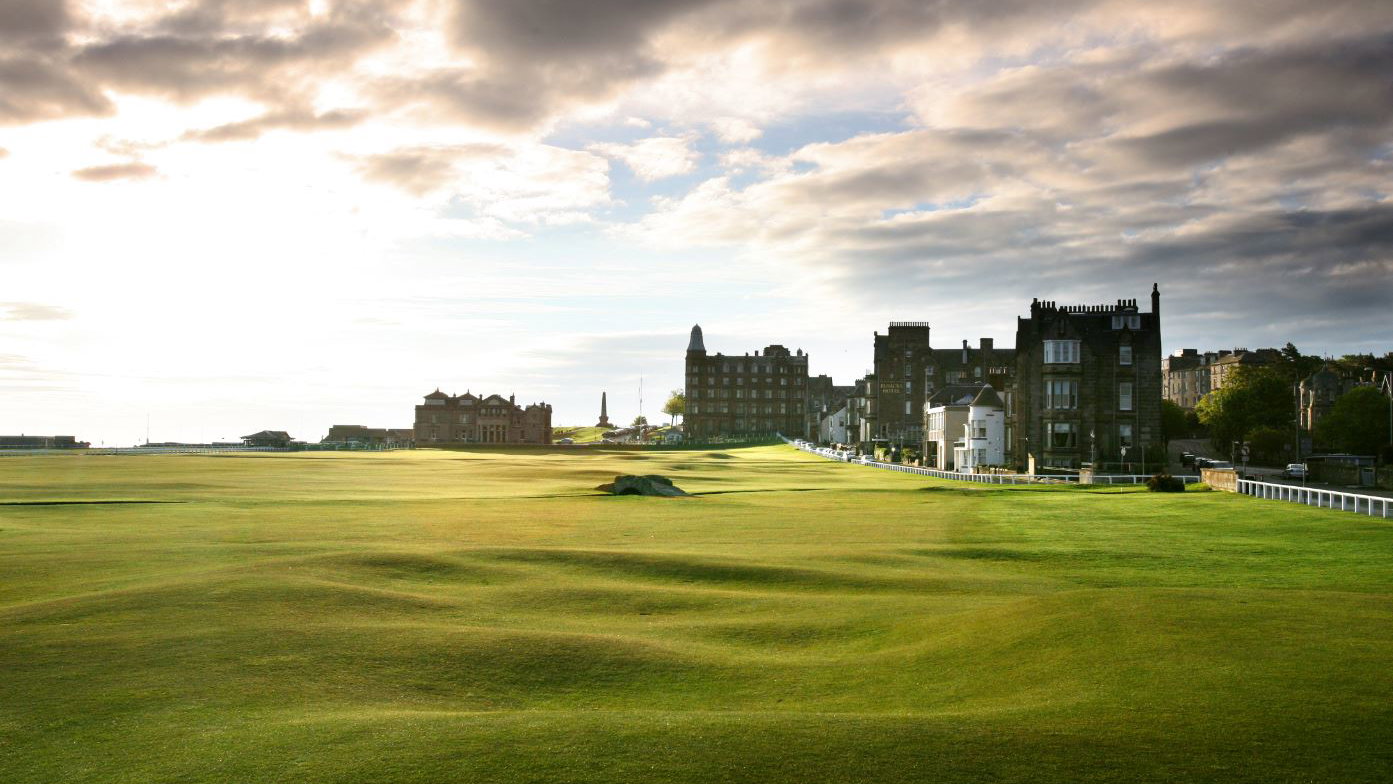 Is this the WORST tee shot ever to be seen at St Andrews?